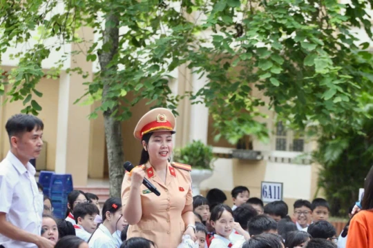 Tạo hứng thú cho học sinh qua cách tiếp cận mới về an toàn giao thông