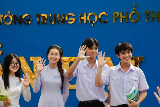Bộ sách giáo khoa thống nhất cần dựa trên nền tảng chương trình hiện hành