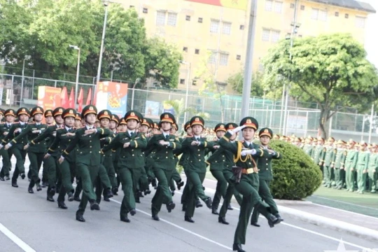 Học viện Kỹ thuật Quân sự chào đón hơn 900 học viên và sinh viên