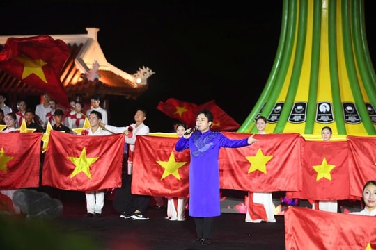 Đêm nghệ thuật sử thi tại Quảng Trị: Dòng sông hoa lửa sáng mãi cùng lịch sử