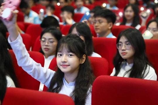 Ứng dụng công nghệ trong giáo dục, hướng đến phát triển toàn diện