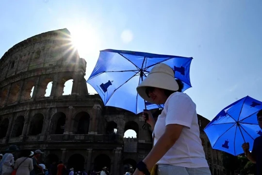 Học sinh Italy bước vào năm học trong nắng nóng kỷ lục
