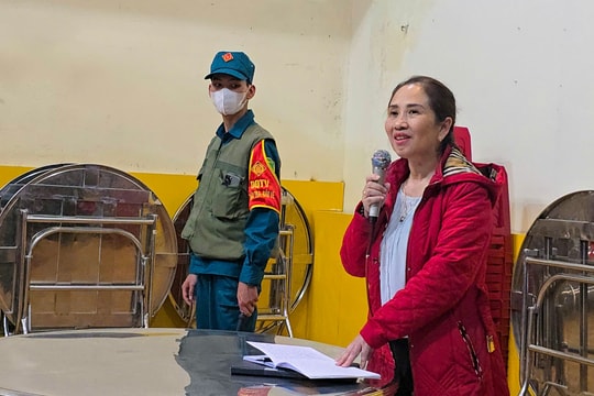 Hiệu trưởng trường tiểu học thừa nhận thực phẩm kém chất lượng đã vào bếp ăn