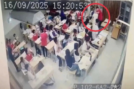 Vụ nam sinh lớp 7 túm tóc, quật ngã giáo viên ở Hà Nội: Chưa có hồ sơ sức khỏe học sinh, công an vào cuộc