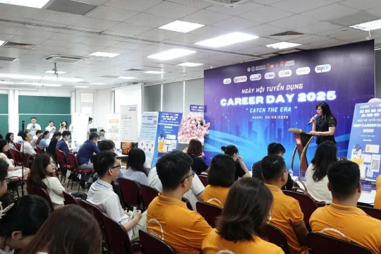 Tăng cường kết nối sinh viên với doanh nghiệp