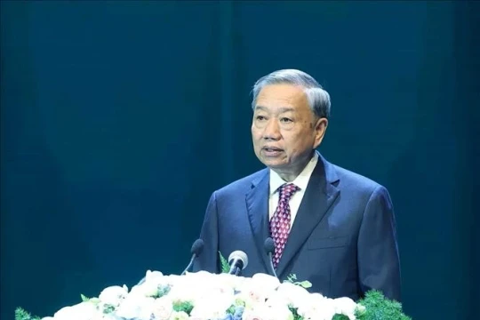 Tổng Bí thư dự Lễ kỷ niệm 50 năm ngày thành lập Petrovietnam