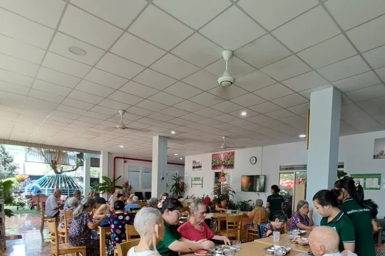 Già hóa dân số: Bài toán không thể chậm trễ