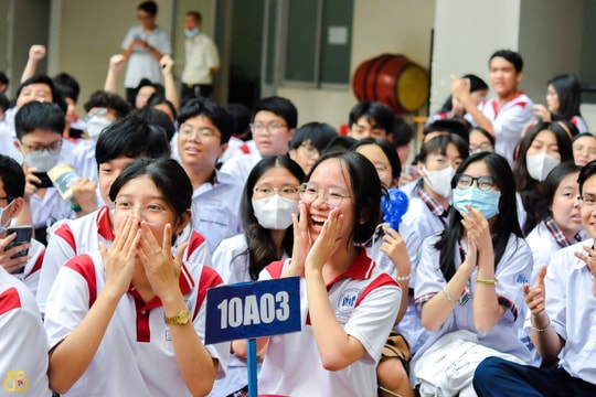 Thêm một trường tại TP.HCM không thu quỹ cha mẹ học sinh
