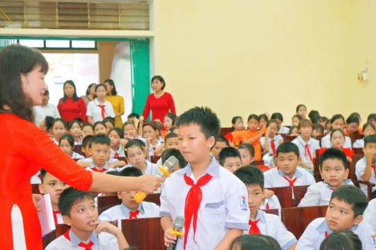 Khơi dậy tinh thần chuyển đổi số cho học sinh tiểu học