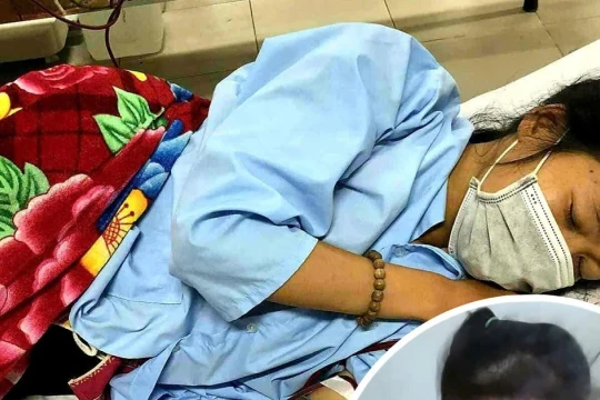 Tình cảnh éo le của con thơ 6 tuổi khi mẹ mang bệnh hiểm nghèo