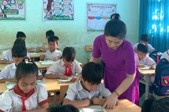 Bộ GD&ĐT đề xuất quy định về xếp lương đối với nhà giáo