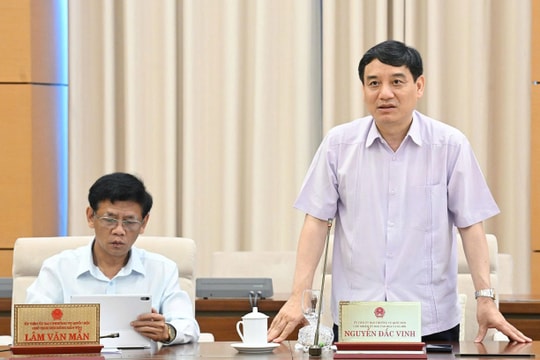 Cần có biện pháp xử lý với học sinh 'lệch chuẩn quá lớn'