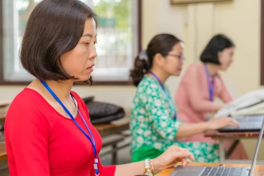 Dự thảo quy định chế độ làm việc đối với giáo viên cơ sở giáo dục thường xuyên