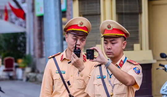 Tung 2 'bảo bối' hiện đại chưa từng có ở Hà Nội, Cục CSGT có cảnh báo quan trọng tới tất cả người dân