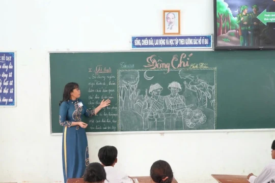 Tuyên Quang yêu cầu không để xảy ra tình trạng lạm thu đầu năm học
