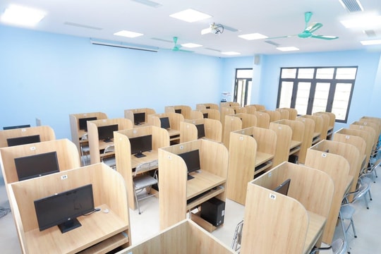 100.000 thí sinh thử nghiệm thi tốt nghiệp THPT trên máy tính vào tháng 4-5/2026