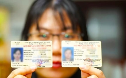 Chờ cấp lại giấy phép lái xe có được đi lại trên đường không?