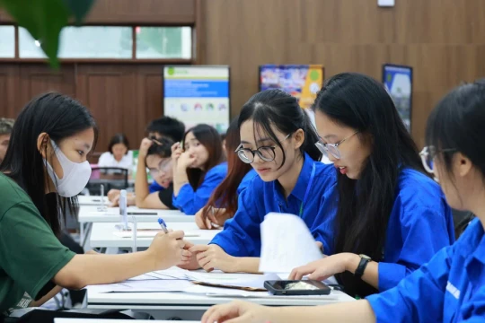 Tân sinh viên cần ứng phó với các chiêu trò lừa đảo