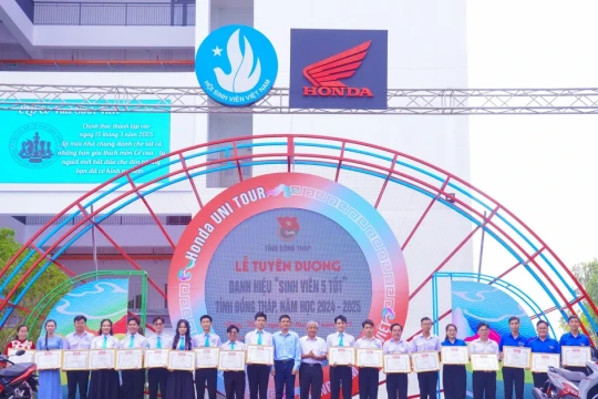 Đồng Tháp tuyên dương học sinh, sinh viên, nhà giáo trẻ tiêu biểu
