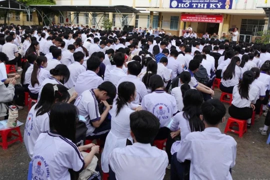 Hơn 650 thí sinh thi vào đội tuyển học sinh giỏi THPT tỉnh Cà Mau