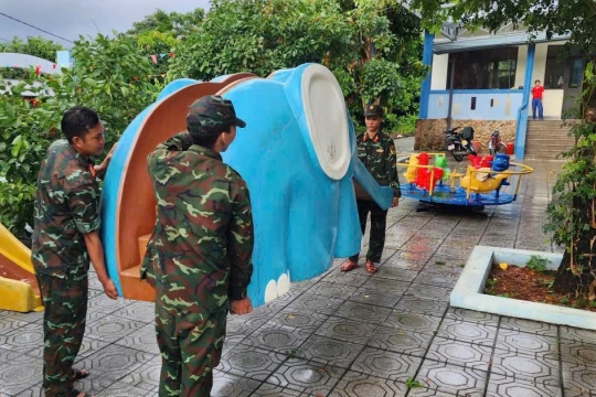 Tỉnh Quảng Trị cho học sinh nghỉ học ngày 29/9 để tránh bão Bualoi