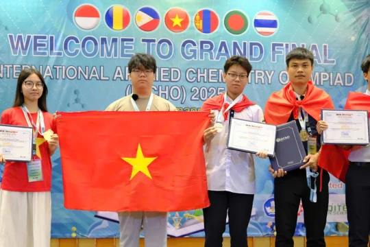 Học sinh Việt Nam đạt thành tích cao tại Olympic Hóa học ứng dụng quốc tế 2025