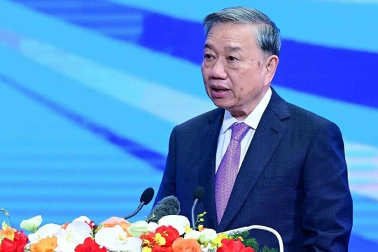 Tổng Bí thư: 'Khoa học công nghệ là con đường sống còn'