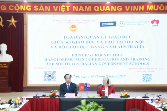 Hà Nội và Nam Australia chia sẻ kinh nghiệm chuyển đổi số trong giáo dục