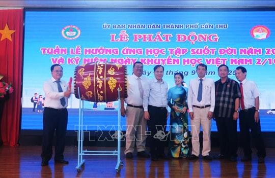 Xây dựng xã hội học tập toàn diện, đáp ứng yêu cầu phát triển trong giai đoạn mới