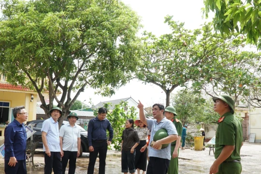 Sở GD&ĐT Nghệ An hỗ trợ địa phương có hơn 90% số trường thiệt hại sau bão