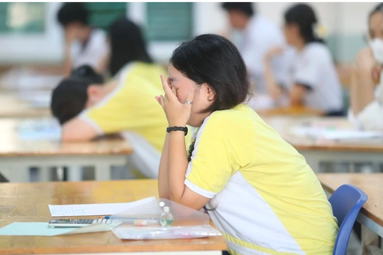 Không được dùng đòn roi phạt học sinh, nhiều giáo viên có tâm lý "mặc kệ"