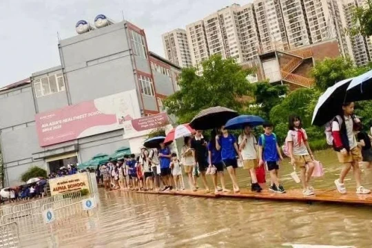 Sở GD&ĐT Hà Nội nói gì khi không cho học sinh nghỉ học sớm?