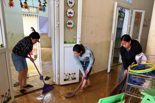 Hàng trăm cơ sở giáo dục ở Thanh Hóa tiếp tục cho học sinh nghỉ học