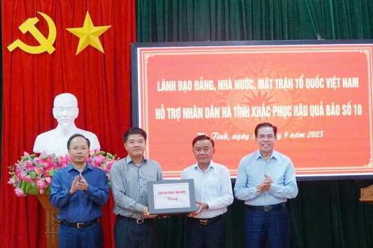 Tổng Bí thư yêu cầu không để người dân đói, rét, không có chỗ ở do mưa bão
