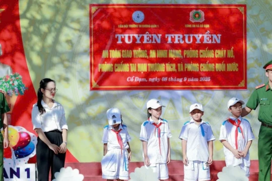 Giáo dục pháp luật tạo 'lá chắn' cho học sinh trên nền tảng số