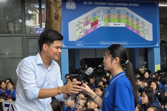 Học để biết yêu thương chia sẻ và làm chủ công nghệ