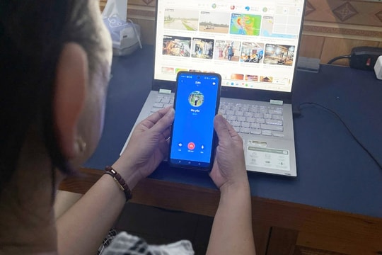 Lo bão lũ, sinh viên khắc khoải cuộc gọi: "Nhà mình ổn không?"