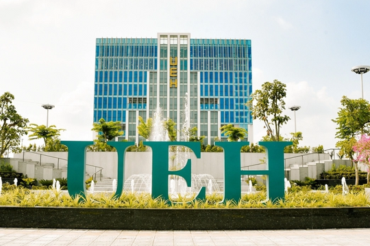 13 đại học đạt doanh thu nghìn tỷ đồng