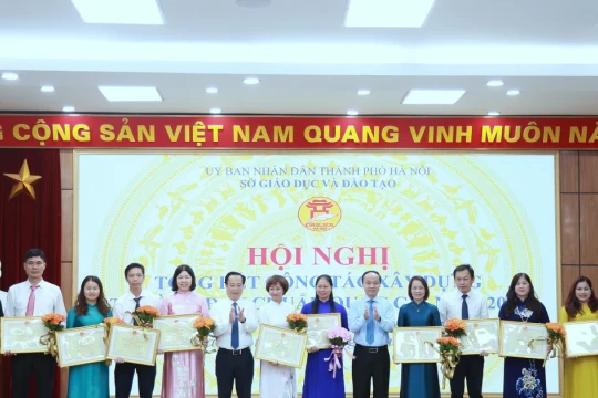 Tỷ lệ trường công lập đạt chuẩn quốc gia năm 2025 tại Hà Nội đạt 80,6%
