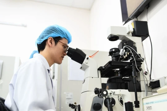 Công nghệ sinh học từ giảng đường đến thương mại hóa