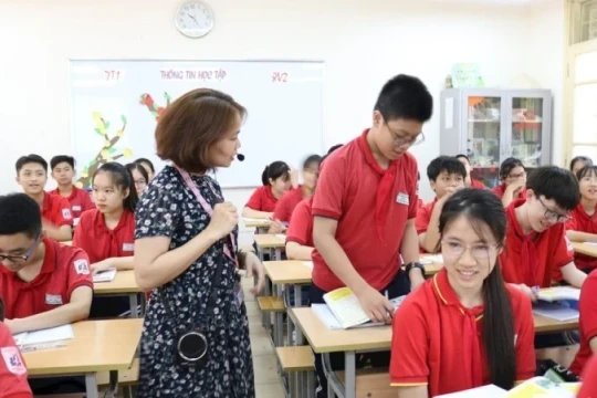 Quy định chế độ làm việc đối với giáo viên phổ thông, dự bị đại học