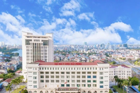 Trường ĐH Y Dược Hải Phòng lọt top 10 cơ sở giáo dục đại học đạt chuẩn chất lượng trong nước