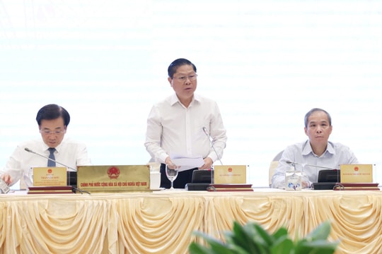 Bộ Giáo dục và Đào tạo thông tin việc chấn chỉnh lạm thu và sắp xếp lại hệ thống giáo dục