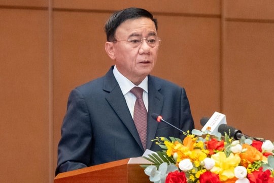 Bộ Chính trị kết luận "bỏ hội đồng trường trong cơ sở giáo dục công lập"