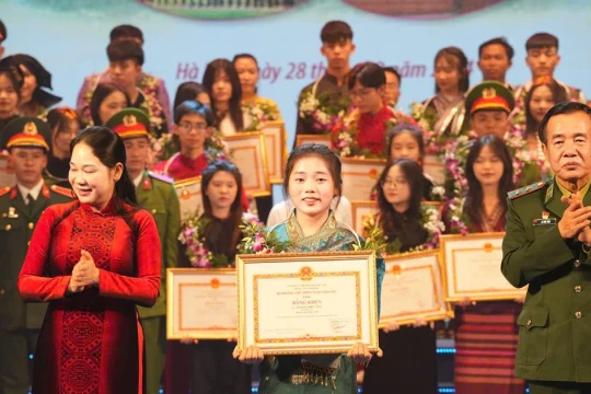 Ánh sáng nơi vùng biên Hà Tĩnh