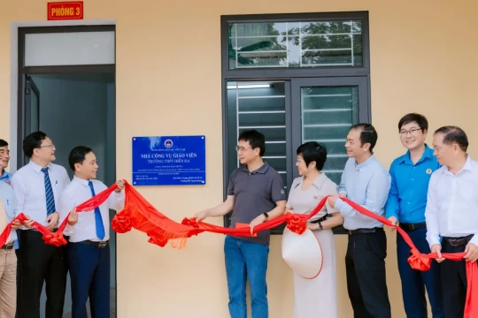Công đoàn Giáo dục Việt Nam khánh thành nhà công vụ giáo viên tại Phú Thọ