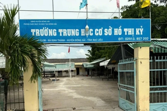 Một trường THCS ở Cà Mau thu và lập quỹ không đúng quy định