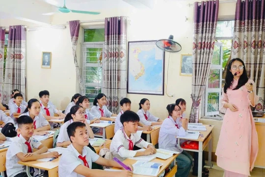 Tháo gỡ rào cản, hoàn thành giáo dục bắt buộc hết THCS vào năm 2030