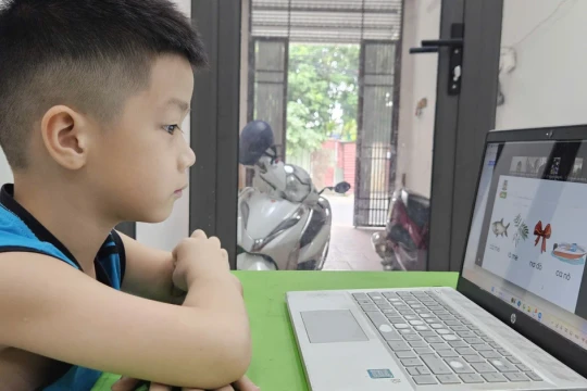 Dạy - học thích ứng với mưa lũ