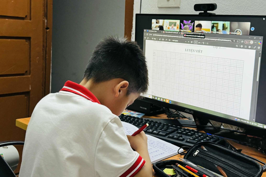 Nhiều trường ở Hà Nội học online ngày thứ ba liên tiếp